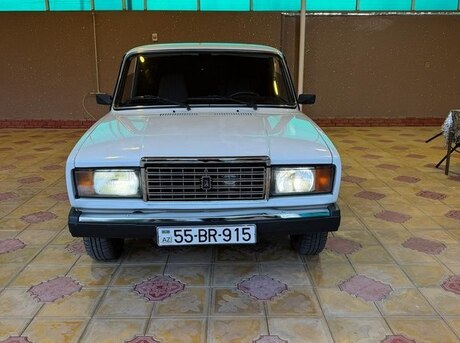 LADA (VAZ) 2107