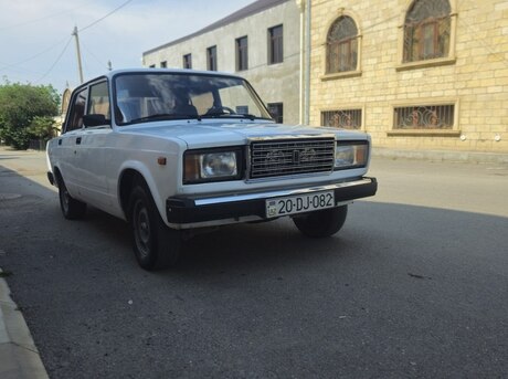 LADA (VAZ) 2107