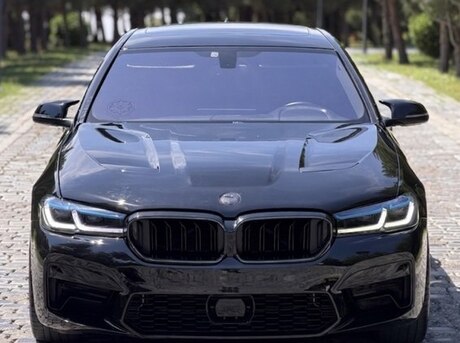 BMW 528