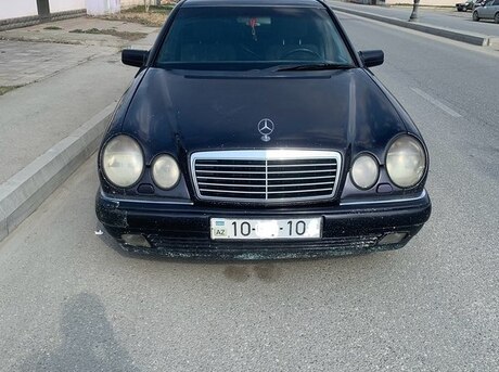 Mercedes E 230