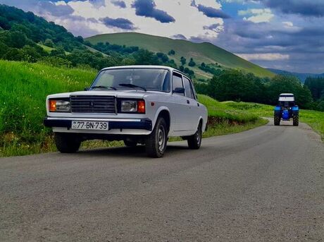 LADA (VAZ) 2107