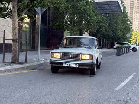 LADA (VAZ) 2107
