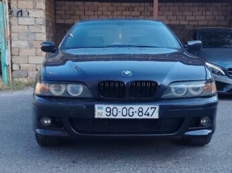 BMW 523