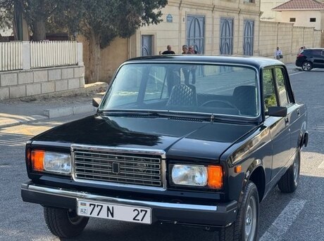 LADA (VAZ) 2107
