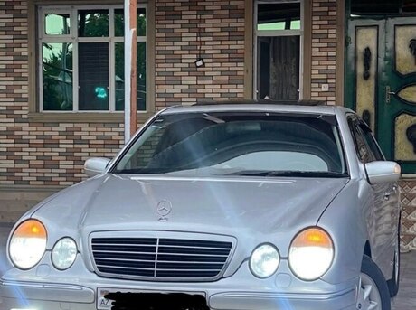 Mercedes E 270
