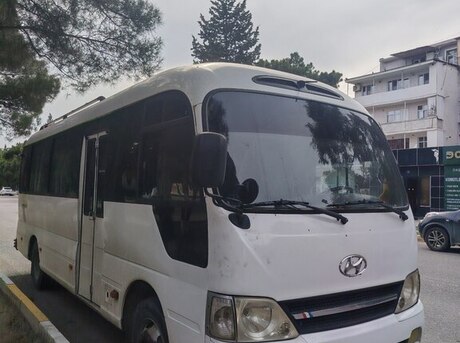 Hyundai County