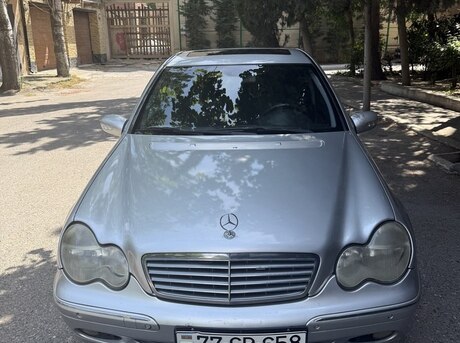 Mercedes C 220