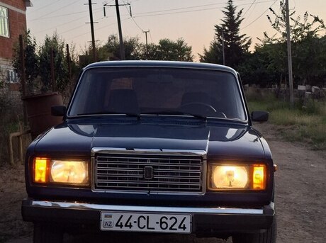 LADA (VAZ) 2107