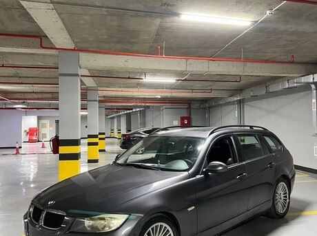 BMW 320