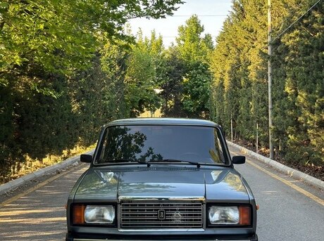 LADA (VAZ) 2107