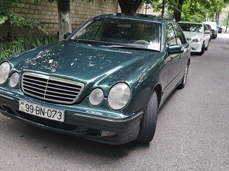 Mercedes E 280