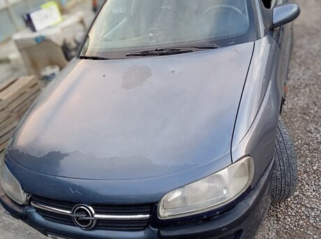 Opel Omega