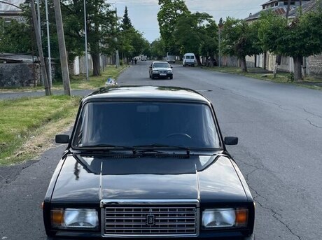 LADA (VAZ) 2107