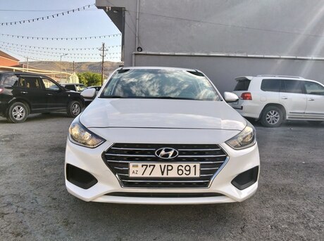 Hyundai Accent