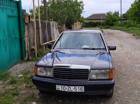 Mercedes 190