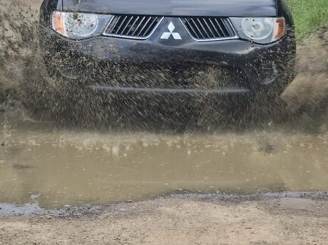 Mitsubishi L200