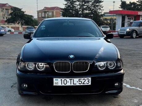 BMW 523
