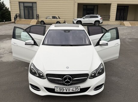 Mercedes E 220