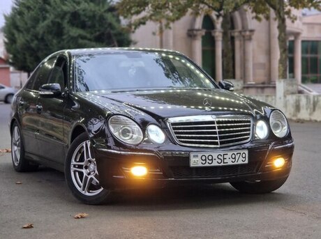 Mercedes E 220