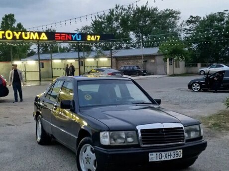 Mercedes 190