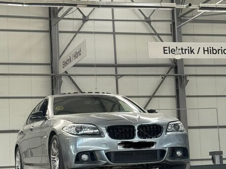 BMW 528
