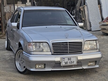 Mercedes 320 E