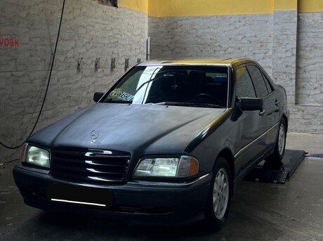 Mercedes C 250
