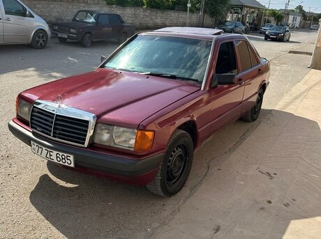 Mercedes 190