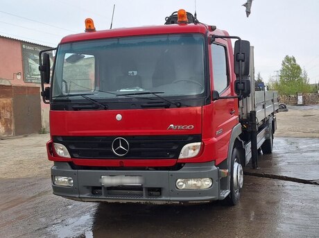 Mercedes Atego 1523