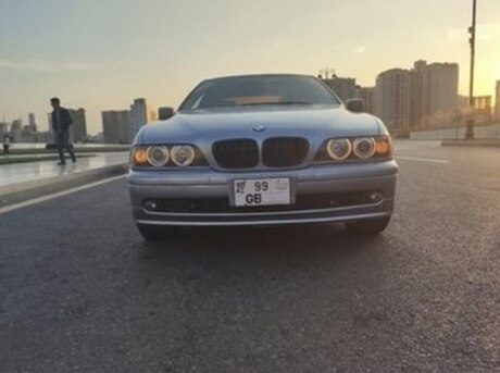 BMW 525