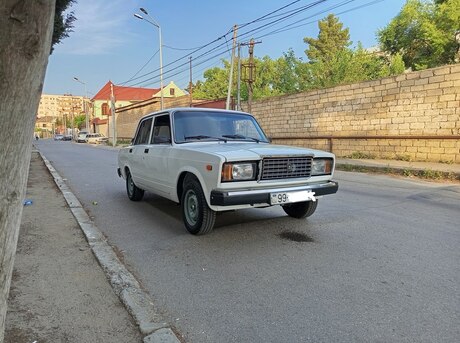 LADA (VAZ) 2107