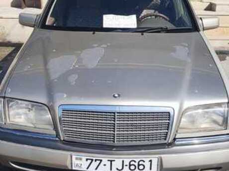 Mercedes C 180