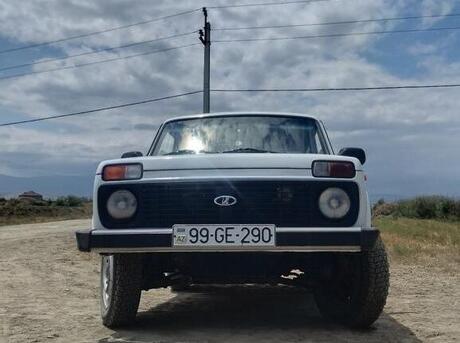 LADA (VAZ) Niva