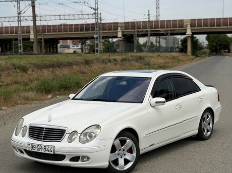 Mercedes E 240