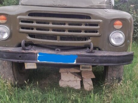 ZIL 130