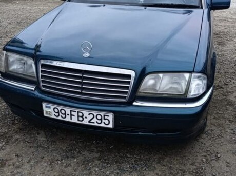 Mercedes C 230
