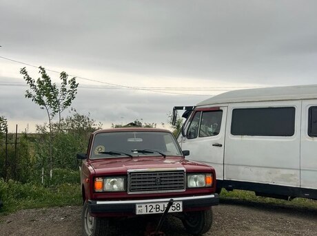 LADA (VAZ) 2107
