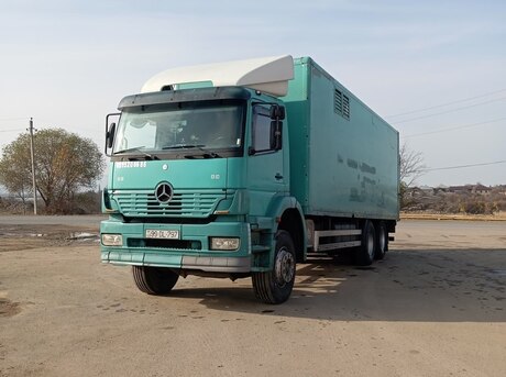 Mercedes Atego 1823