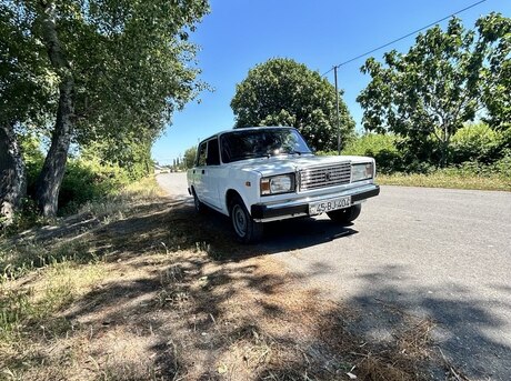 LADA (VAZ) 2107
