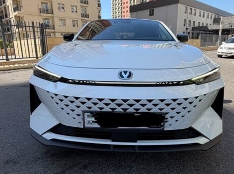 Changan Uni-V iDD