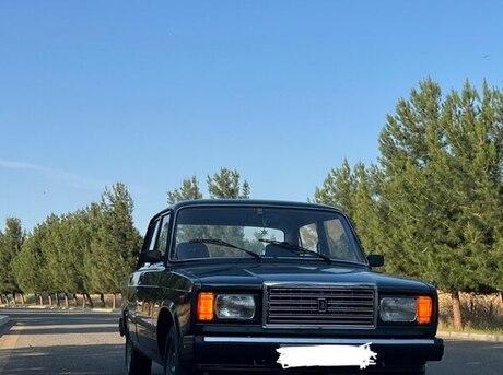LADA (VAZ) 2107