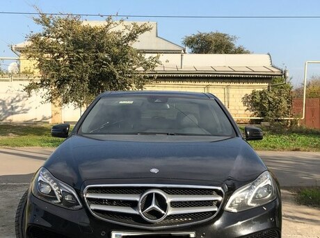 Mercedes E 220
