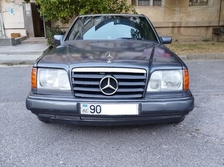 Mercedes E 200