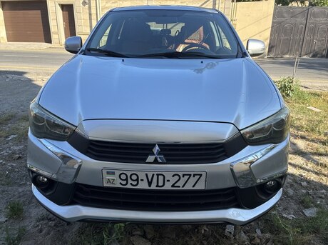 Mitsubishi Outlander Sport
