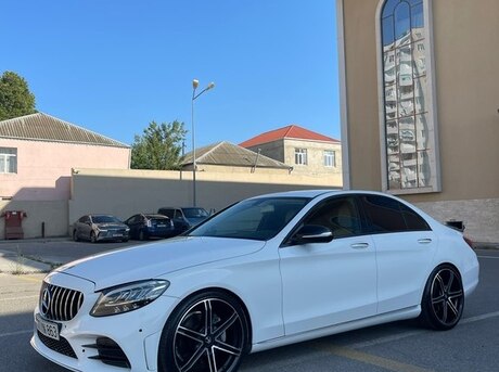 Mercedes C 300