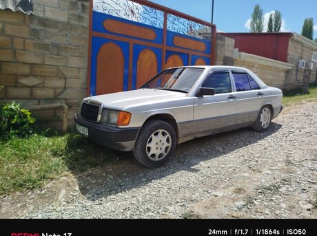 Mercedes 190