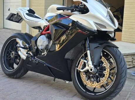 MV Agusta F3 800