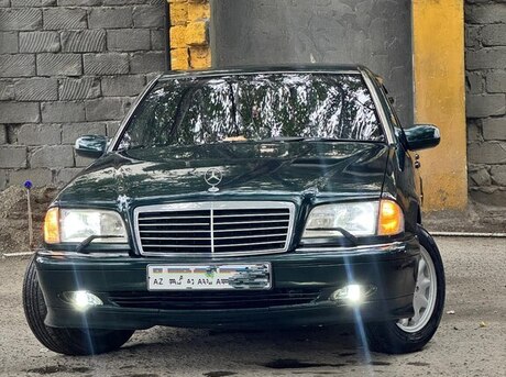 Mercedes C 220