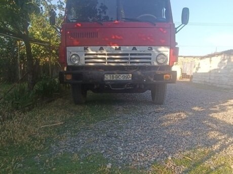 KamAz 53212