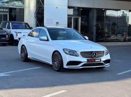 Mercedes C 300